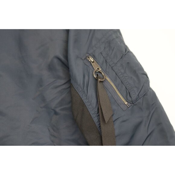 Carhartt Mens Navy Bomber Jacket With Zipper & Pocket Details - Picture 4 of 16